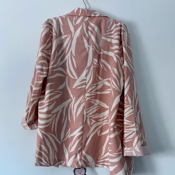 NWT Lush Dusty Rose Palm Leaf Blazer - Picture 11 of 11